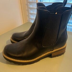 Universal Thread Chelsea Boots
